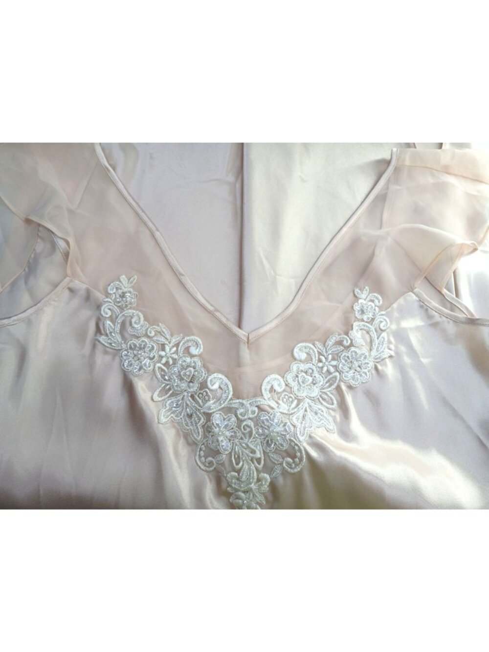 California Dynasty Satin Size L Pink Nightgown Lace Applique Sheer Flutter Sleev - Picture 9 of 10